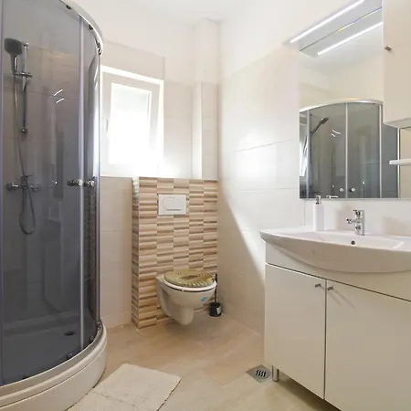 Apartman Maurizia 2341 *